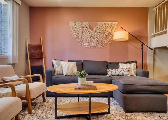 The Scott Casa - Walkable To Old Town Scottsdale, Vibrant Space, Inviting Patio! Apartment Scottsdale