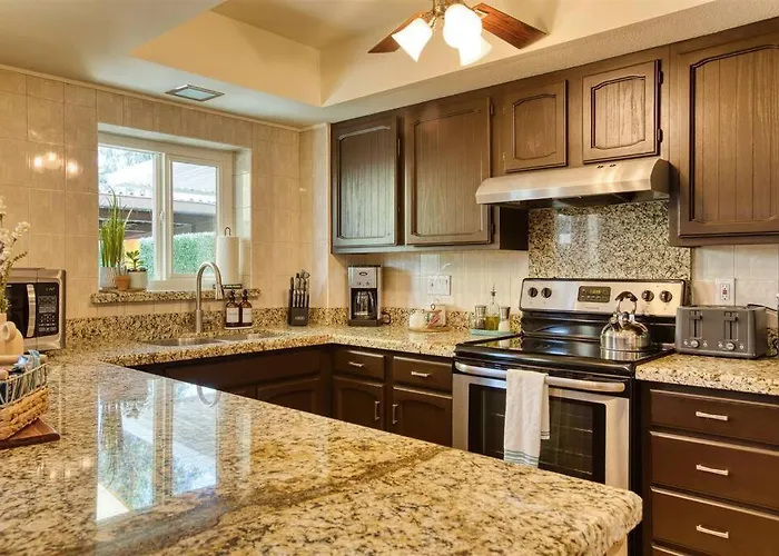 Apartment The Scott Casa - Walkable To Old Town Scottsdale, Vibrant Space, Inviting Patio! *